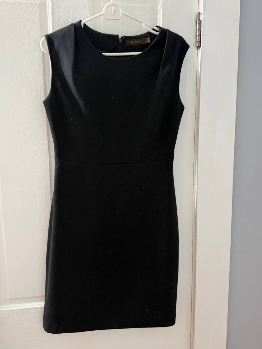 The Limited Black Sleeveless Sheath Dress